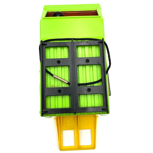 Vintage Fisher-Price 1977 Adventure People Van - Picture 6 of 9